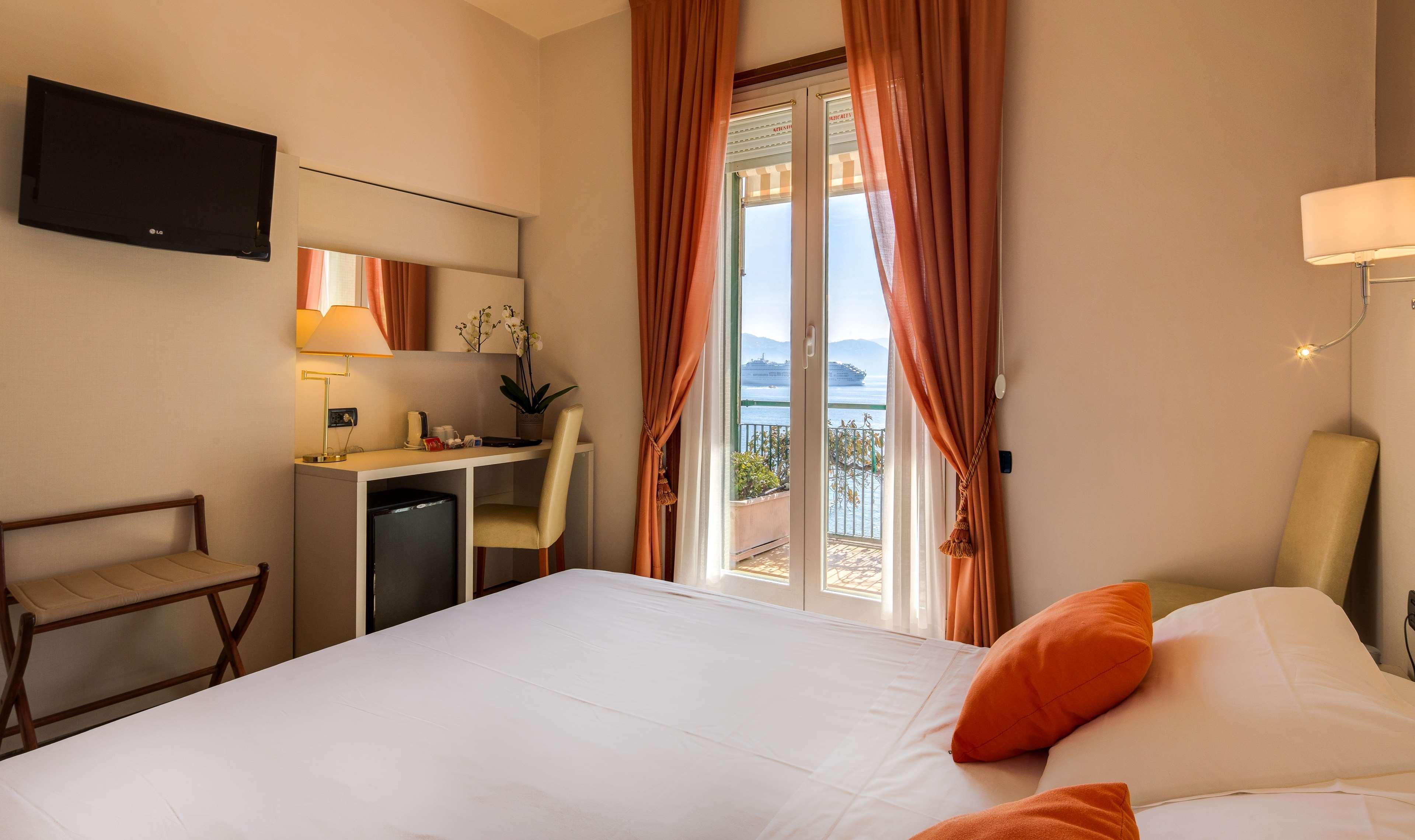 Western Regina Elena 4*