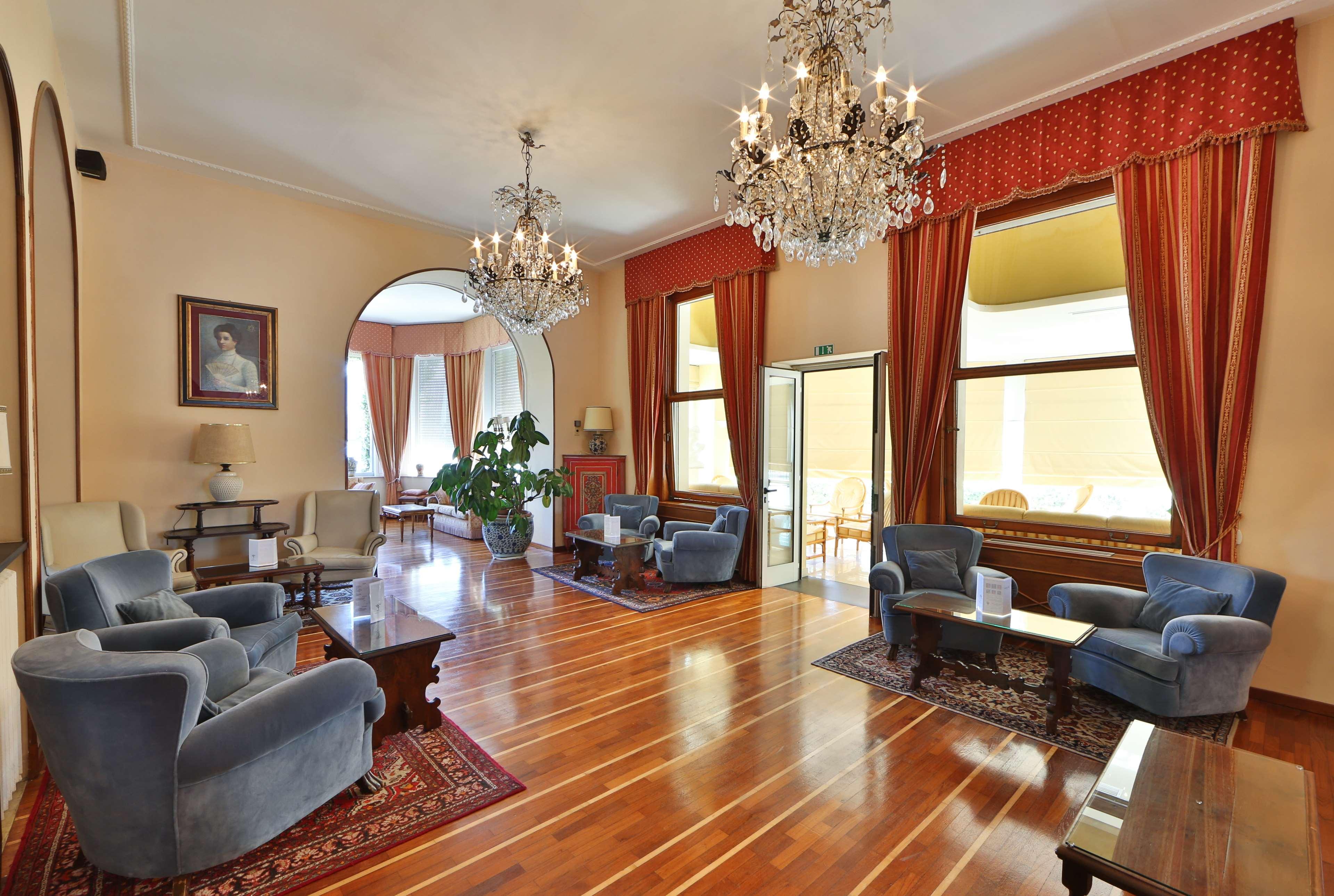 Western Regina Elena Hotel 4*