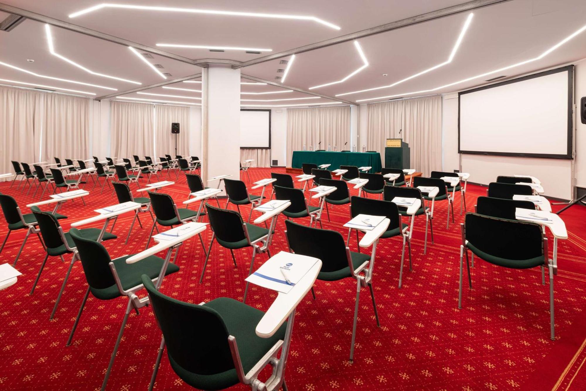 Western Regina Elena Hotel 4*